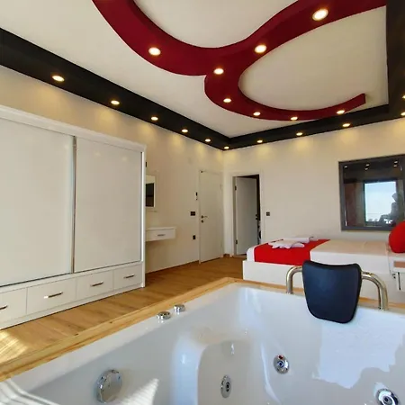 Willa Deveci 3-4 - 2 Bedroom Holiday In Kalkan Kaş