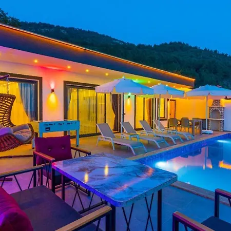 Willa Deveci 3-4 - 2 Bedroom Holiday In Kalkan